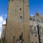Ein Turm der Kathedral von Narbonne
